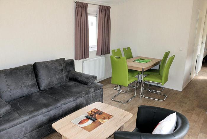 Ferien-& Erlebnispark Ploetzky Schonebeck  Bagian luar foto